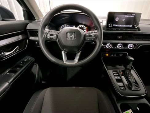 Certified 2025 Honda CR-V EX image 17