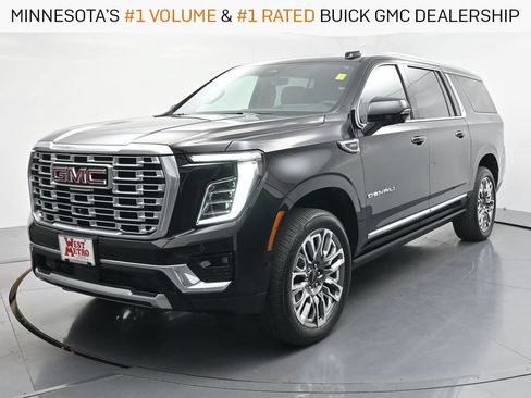 Used 2025 GMC Yukon XL Denali w/ Denali Reserve Package AWD/4WD image 1