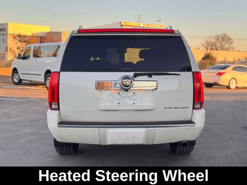 Used 2014 Cadillac Escalade ESV Luxury image 10