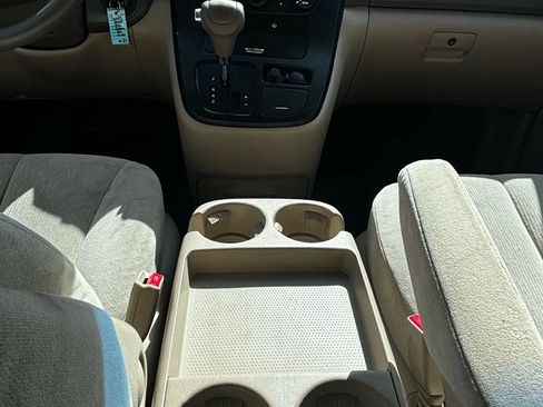 Used 2008 Kia Sedona LX image 14