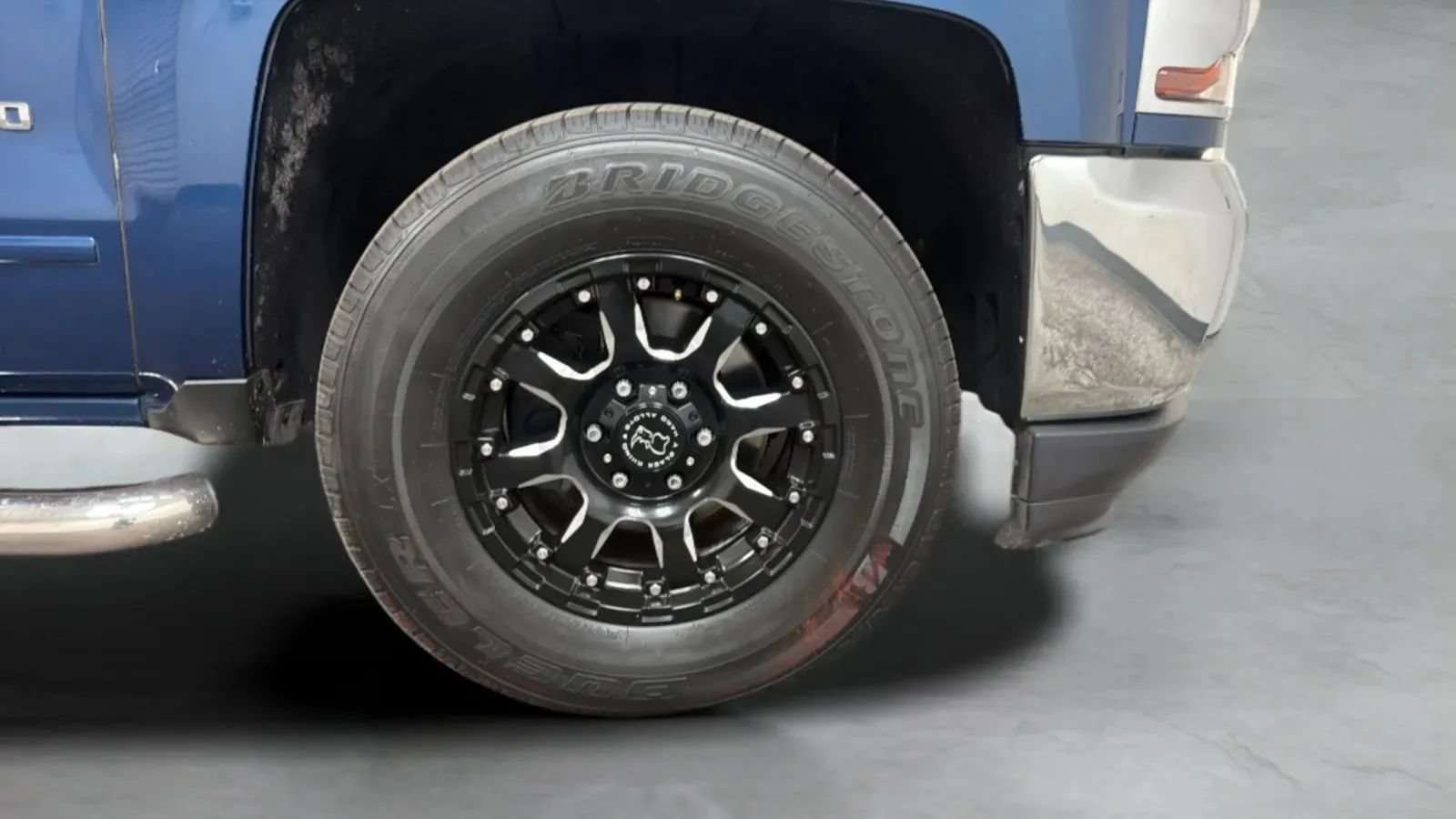 Used 2017 Chevrolet Silverado 1500 LT w/ All Star Edition RWD image 24