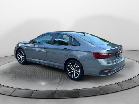 Certified 2026 Volkswagen Jetta Sport FWD image 5