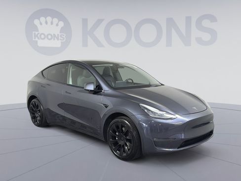 Used 2021 Tesla Model Y Long Range AWD/4WD image 10