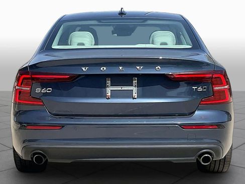 Used 2019 Volvo S60 T6 Momentum w/ Multimedia Package AWD/4WD image 5