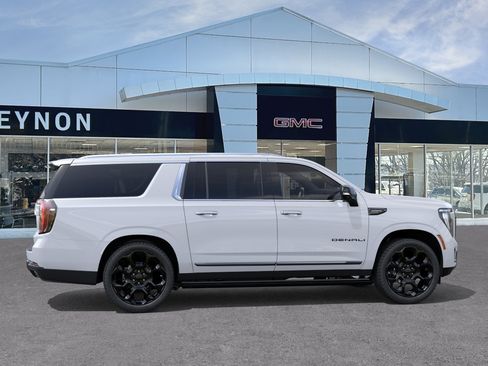 New 2026 GMC Yukon XL Denali Ultimate AWD/4WD image 5