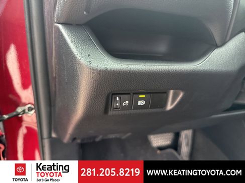 Used 2024 Toyota RAV4 Adventure image 13