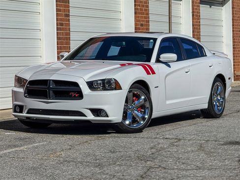 Used 2014 Dodge Charger R/T image 8