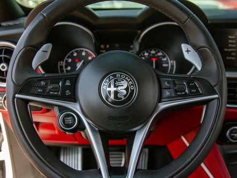 Used 2019 Alfa Romeo Stelvio Ti Sport w/ Quick Order Package 22S Sport AWD/4WD image 16