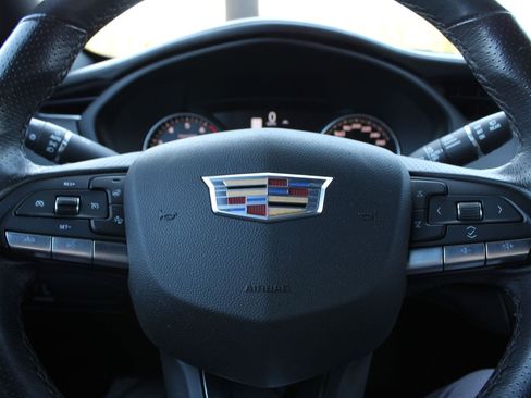 Used 2023 Cadillac XT4 Sport w/ Sun And Sound Package AWD/4WD image 28