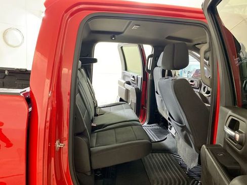 Used 2024 Chevrolet Silverado 2500 Custom w/ Custom Value Package image 31