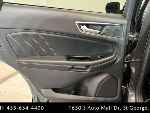 Used 2019 Ford Edge ST image 18