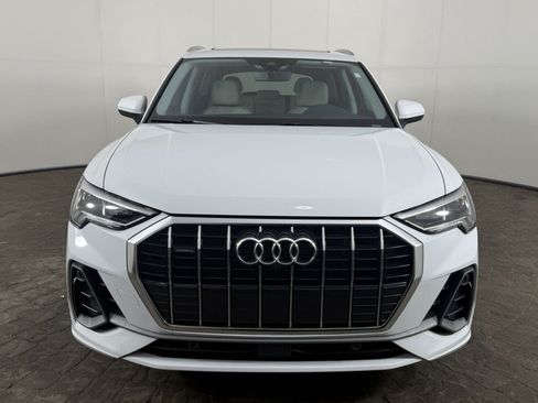 Used 2024 Audi Q3 2.0T Premium Plus w/ Premium Plus Package AWD/4WD image 2