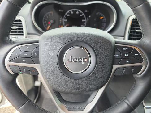 Used 2018 Jeep Grand Cherokee Limited AWD/4WD image 37