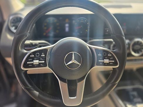 Used 2023 Mercedes-Benz GLA 250 4MATIC image 12