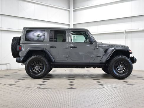 Used 2023 Jeep Wrangler Unlimited Sport AWD/4WD image 8