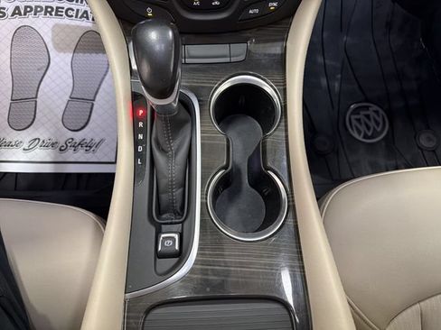 Used 2020 Buick Envision Preferred AWD/4WD image 21
