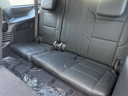 Used 2019 Chevrolet Tahoe LT RWD image 15