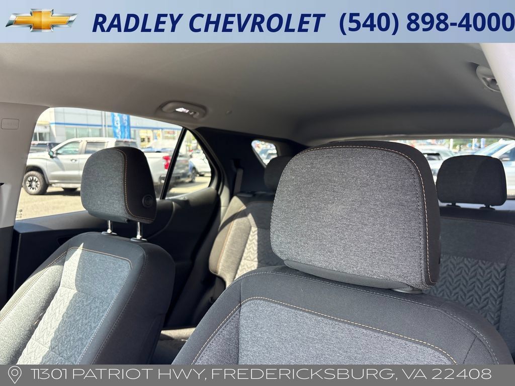 Certified 2023 Chevrolet Equinox LT AWD/4WD image 2