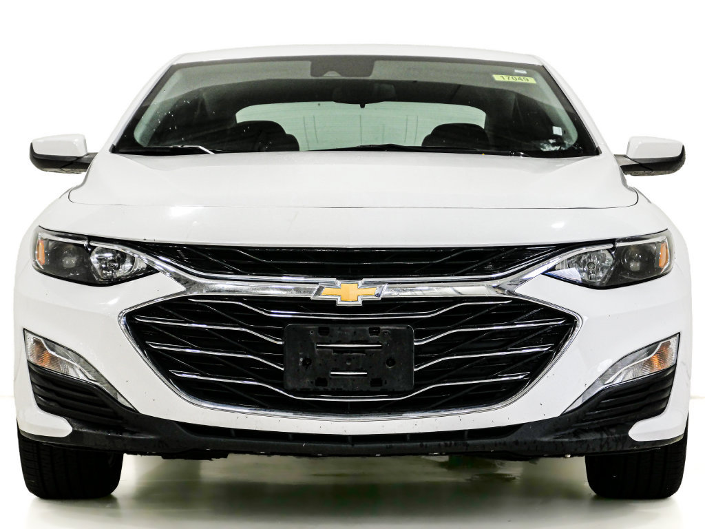 Used 2024 Chevrolet Malibu LT FWD image 2