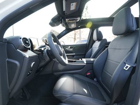 Certified 2026 Mercedes-Benz GLC 300 4MATIC image 36
