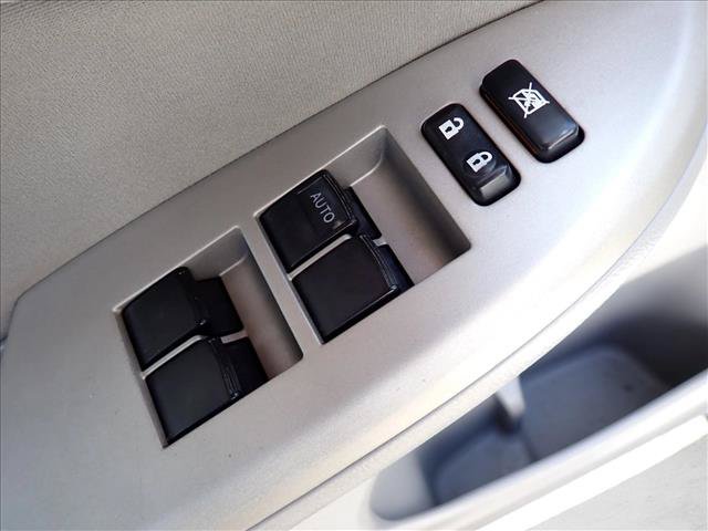 Used 2010 Toyota Corolla LE w/ All Weather Guard Pkg FWD image 10