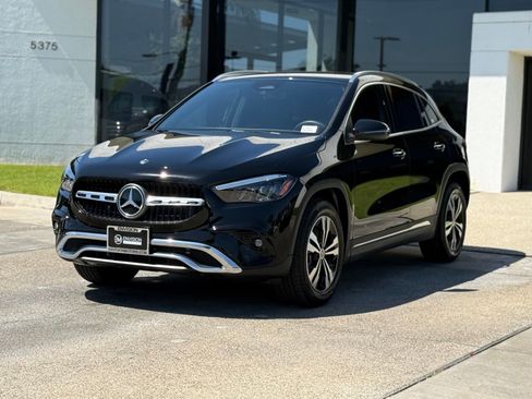 Used 2025 Mercedes-Benz GLA 250 image 2