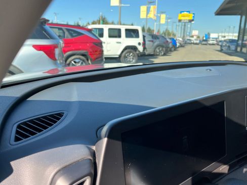 Used 2024 Kia Sportage LX image 34