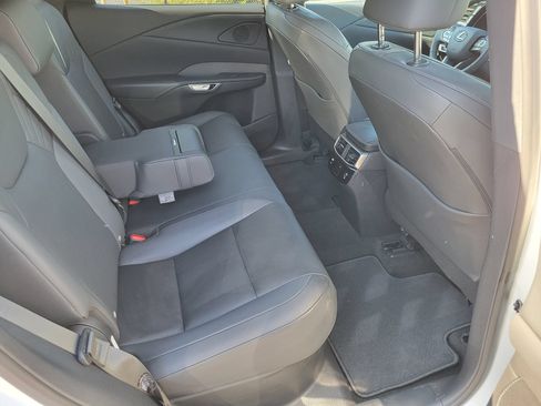 Used 2024 Lexus RX 350 FWD w/ Technology Package image 28