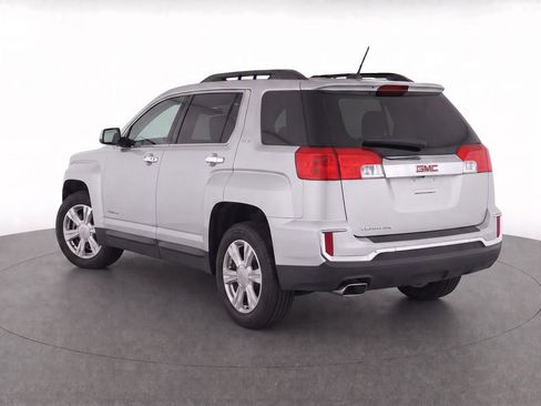 Used 2017 GMC Terrain SLE w/ Chrome Edition FWD image 3