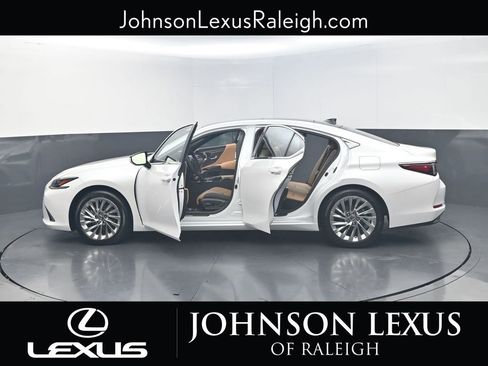 Certified 2021 Lexus ES 350 Ultra Luxury w/ Accessory Package 2 image 26