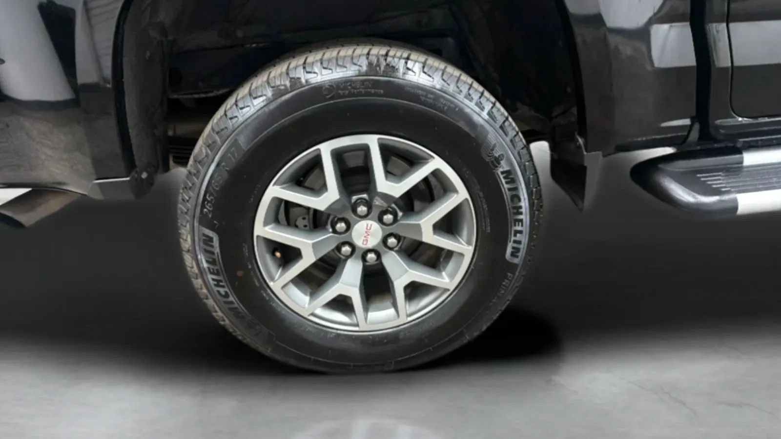 Used 2015 GMC Canyon SLE w/ All-Terrain Package AWD/4WD image 26