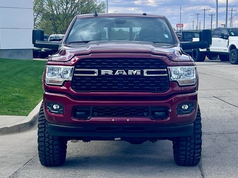 Used 2022 RAM 2500 Big Horn w/ Level C Equiment Group AWD/4WD image 8