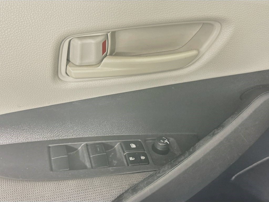 Used 2024 Toyota Corolla LE FWD image 22