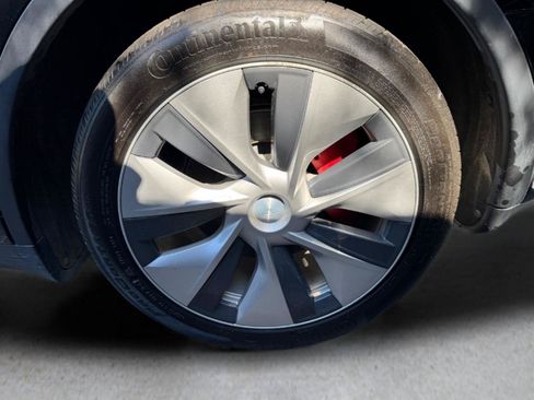Used 2022 Tesla Model Y Performance AWD/4WD image 5