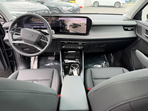 New 2026 Audi Q3 quattro 2.0T AWD/4WD image 27