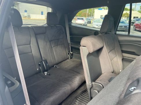 Used 2022 Honda Pilot Sport image 29