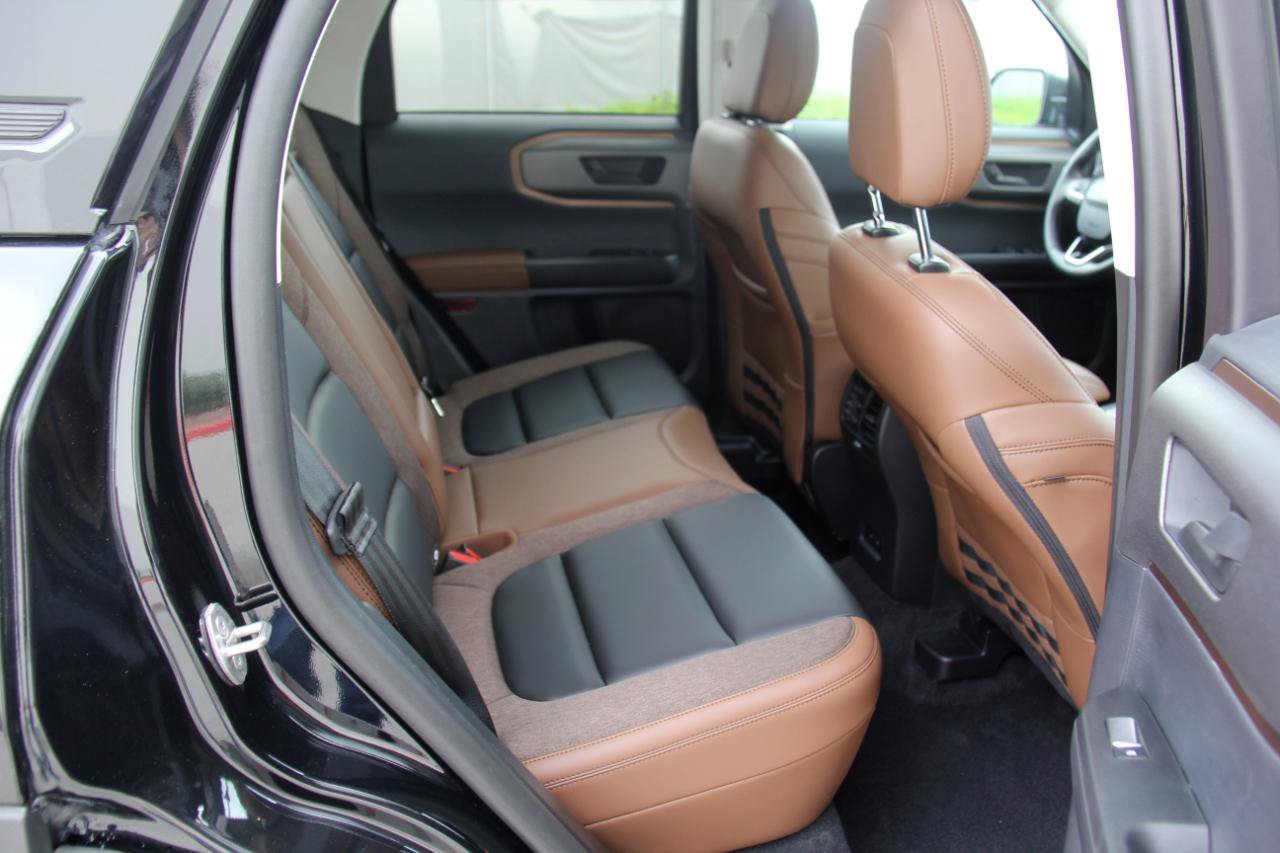 Used 2026 Ford Bronco Sport Outer Banks AWD/4WD image 30