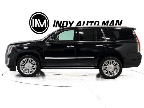 Used 2018 Cadillac Escalade Platinum AWD/4WD image 7