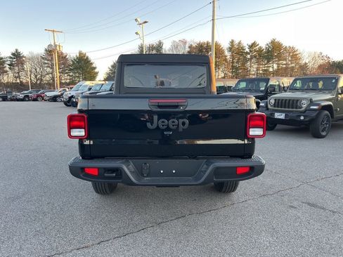 New 2026 Jeep Gladiator Sport image 6