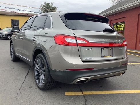 Used 2016 Lincoln MKX Reserve w/ Technology Package AWD/4WD image 5