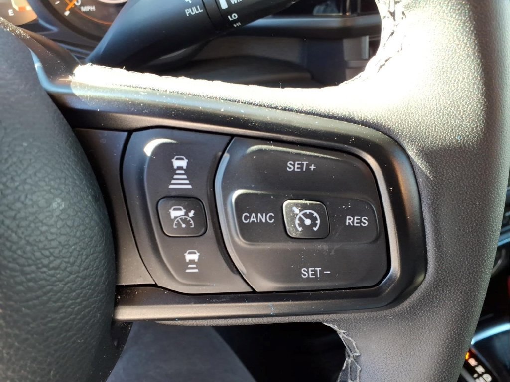 Used 2026 Jeep Gladiator Mojave AWD/4WD image 19