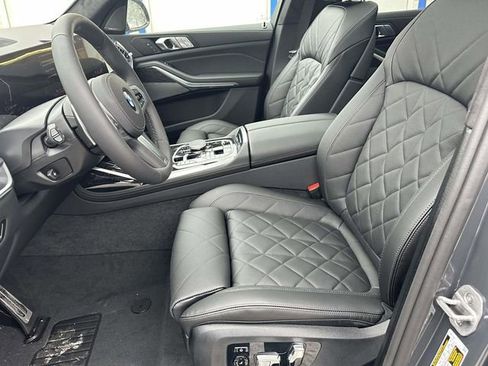 New 2026 BMW X7 xDrive40i image 14