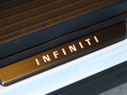 Certified 2025 INFINITI QX60 Luxe w/ Black Edition image 37