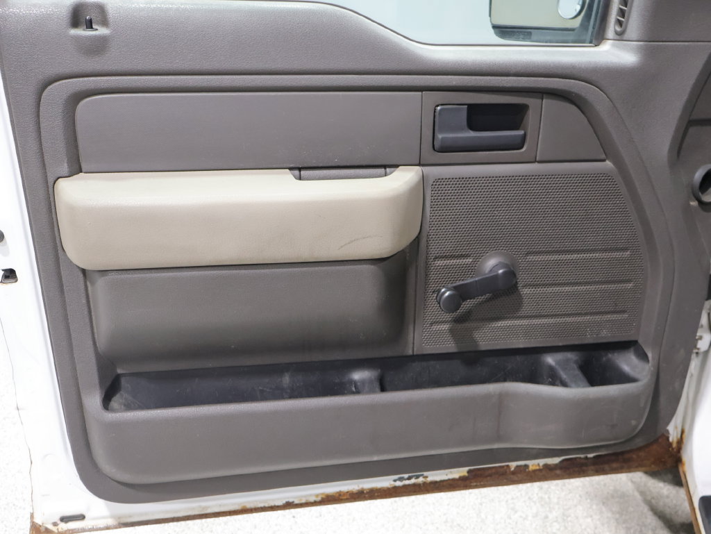 Used 2009 Ford F150 XL RWD image 14