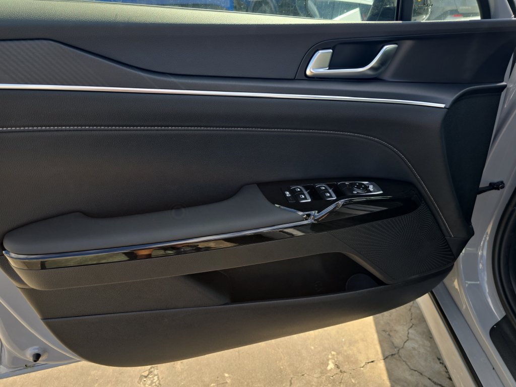 New 2026 Kia K5 GT-Line FWD image 17