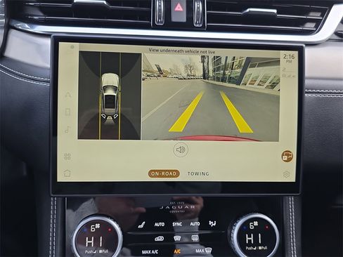 Used 2024 Jaguar F-PACE R-Dynamic S image 25