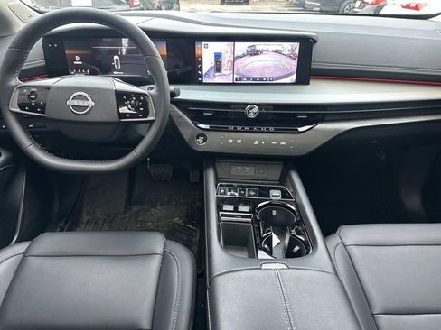 Used 2025 Nissan Murano SL w/ Cargo Package image 16