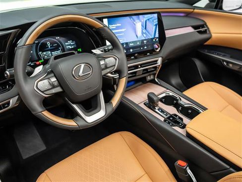 Used 2026 Lexus RX 350 AWD/4WD image 16