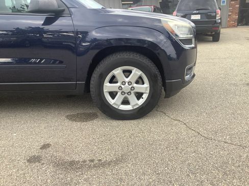 Used 2015 GMC Acadia SLE AWD/4WD image 34