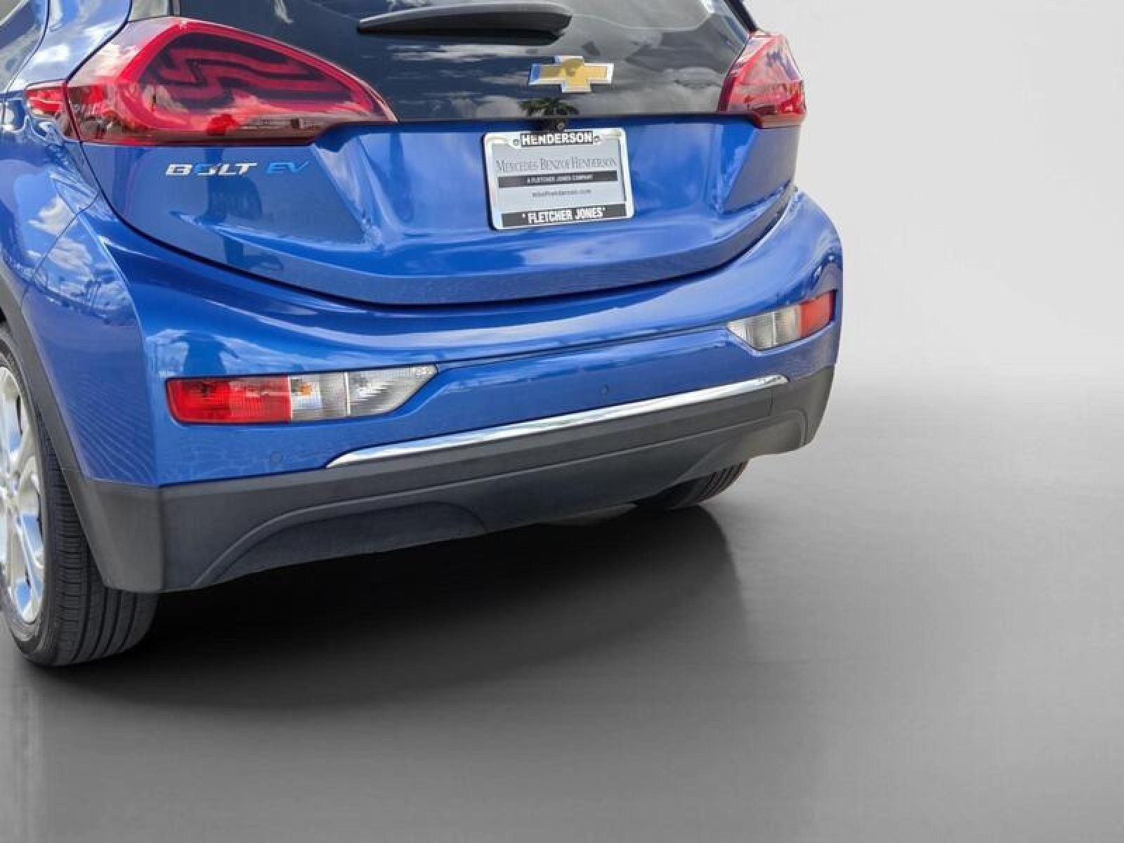 Used 2020 Chevrolet Bolt LT FWD image 4